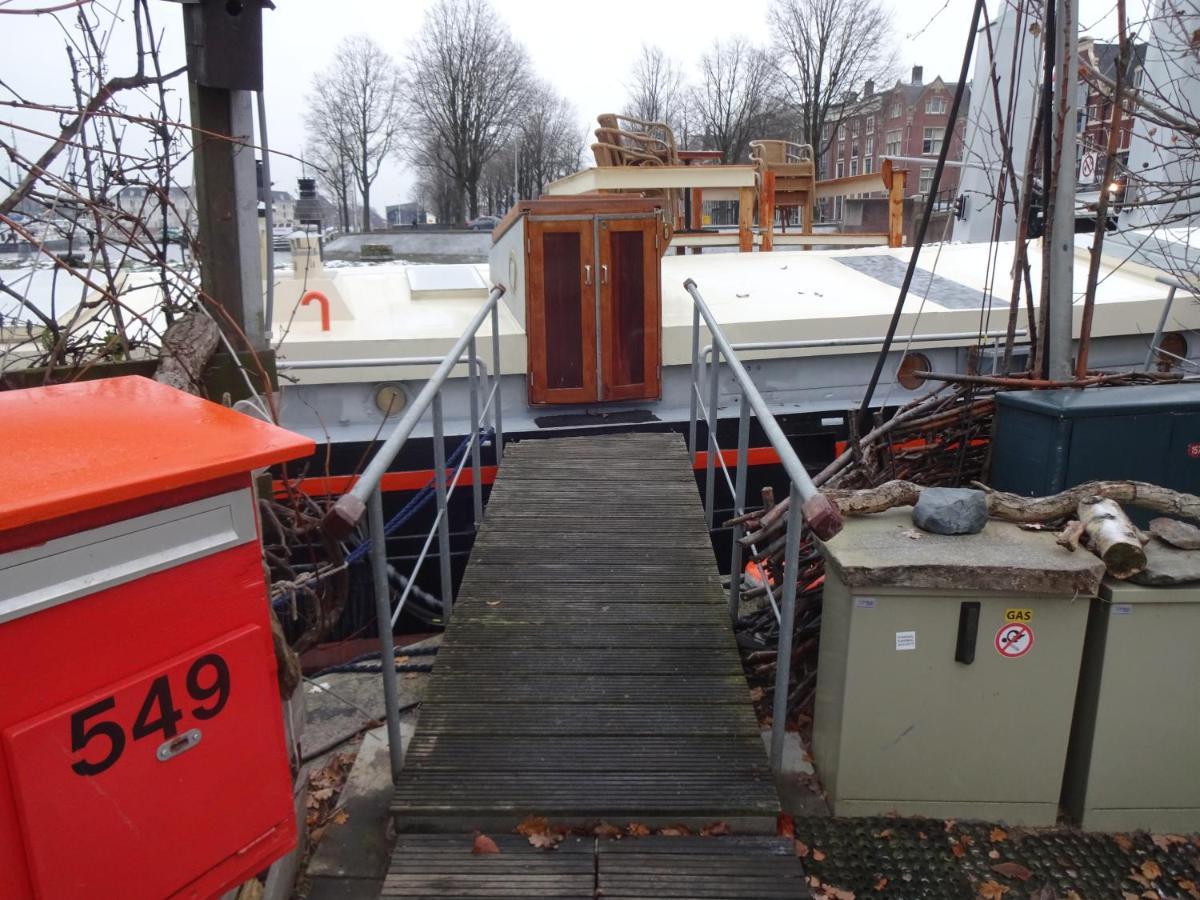 Anna Houseboat Hotel Amsterdam Exterior photo